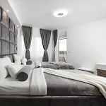 Σπίτι διακοπών Luxurious In With Sauna Vrsi