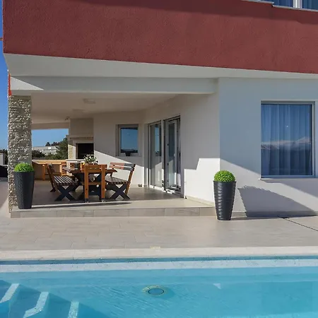 Luxurious In With Sauna * Vrsi