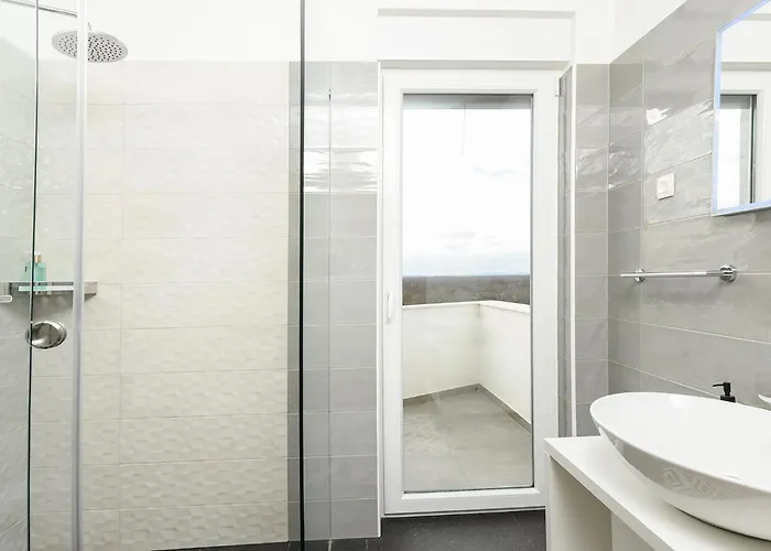 Luxurious In With Sauna * 沃希