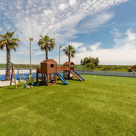 Сasa de vacaciones Luxurious In With Sauna *